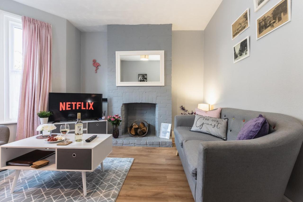 3-Bedroom House L Fast Wi-Fi L Garden L Newly Decorated L Close To Shops And Restaurants Bournemouth Exterior foto