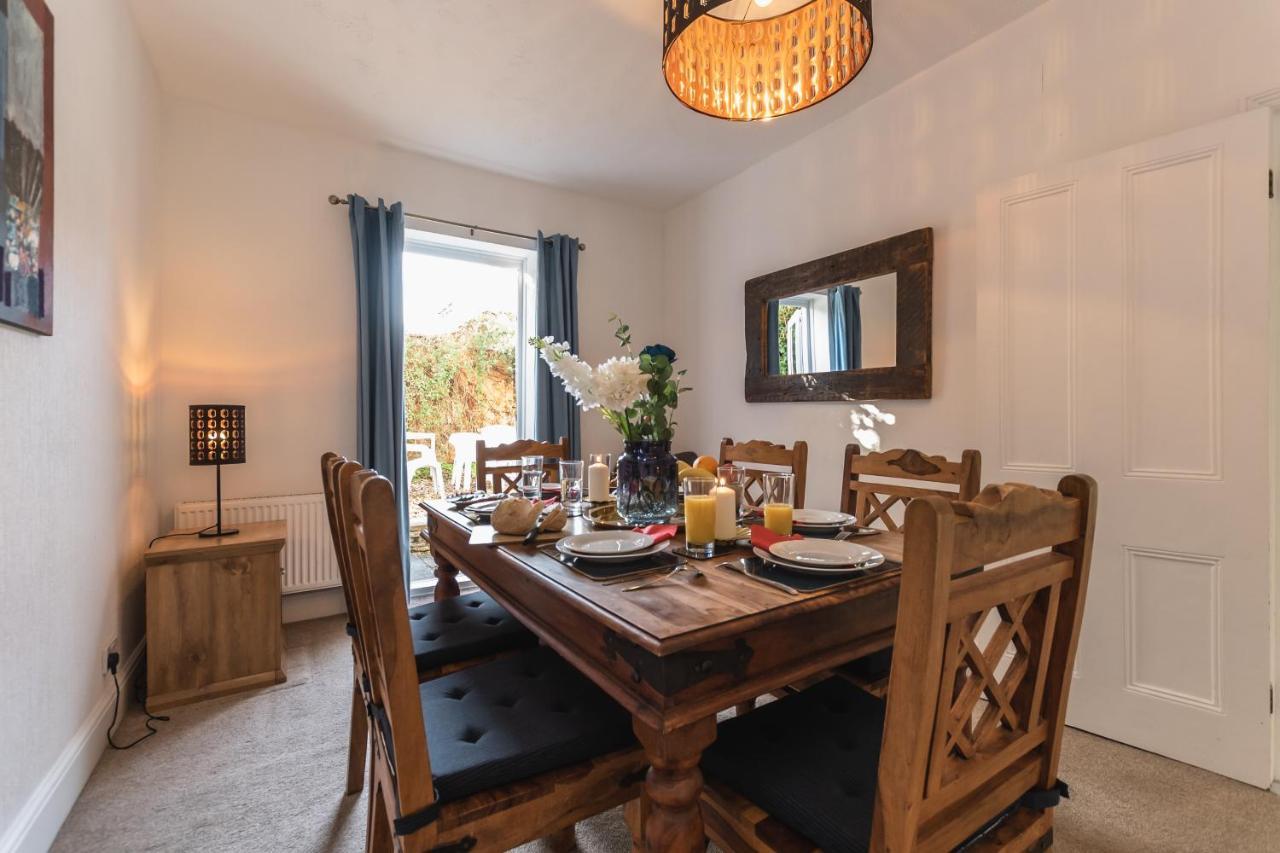 3-Bedroom House L Fast Wi-Fi L Garden L Newly Decorated L Close To Shops And Restaurants Bournemouth Exterior foto